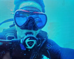 【清水社長の週末】ジンベイザメを館山で保護していると聞いて週末一緒に泳いできました。5時起きです!!