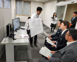 NTTドコモの坪内常務とゼンリンのテクノセンターへ訪問しました。