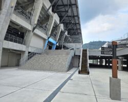 ZDCも地方の政令指定都市に3名ぐらいづつ社員を配置していきたいと思っています。
前提として東京で開発した横展開しやすい商材がラインナップできてからですが!
ZDC福岡・大坂・名古屋のモデルはそれぞれの役割がありそれぞれ機能して成功して
います。
今はまだ情報収集中で少し先の話です。