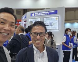 当社創業時に大日本印刷から出向で来てくれていた土屋さん