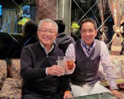 今月末でダイワハウス北九州支店長を退任される西田さんとの送別会でした!
全国の土地規制データ集約は、当社の吉田さん他担当者の努力はもとより、西田さんの尽力で推進された北九州でのトライアルが成功していなければ具現化していなかったのでまさに恩人です。
当社にお誘いしましたが、既に某企業への役員就任が決まっているとのことでした。
残念です。