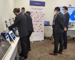 アバルタの商品・サービス説明会
私が考える差別化ポイントは、
①1 to 1サービスでG社と協業したくない企業と組む
②圧倒的なコストパフォーマンス
③フレキシブルなカスタマイズ
④シンプルな操作性