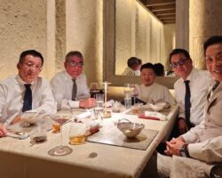 GMO-PGの相浦社長
三井住友信託銀行 岩熊副社長
デロイト・トーマツ ベンチャーサポート 磯俣社長
全員福岡の同郷でラグビー部
特に相浦さんには電子決済で融通を利かせていただいている。