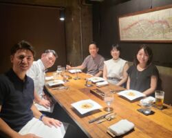 goblin西麻布でデフバトミントン長原さんの祝勝慰労会。デフサッカー原口さん、アスリート担当メンバーと。