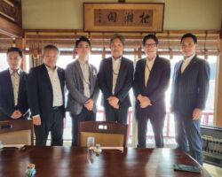 SGシステム社とテクノ&地図ミュージアムを見学して会食させていただきました。
大きなプロジェクトになりそうで期待しています。