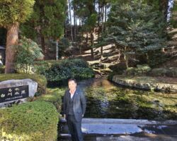 熊本でのデフバトミントン大会終了後に、白川水源に立ち寄り。
凄いパワースポット