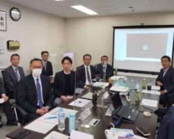 ゼンリン札幌支社 勉強会
約50名に配信ソリューションの事例を説明!!
既に紙地図が売上を牽引する時代は終わっている。
全国に70以上あるゼンリン拠点の社員がIoTに傾注すれば、もの凄いパワーになる。