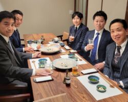 山陽建設工業は、山口県の地方創生を目的に専門学校や大規模施設の誘致を議会に陳情しています。
山口県は政府とのパイプが強く、数件は既に決定しているので、当社も関与したいと考えています。