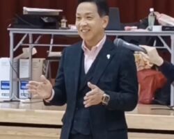 12/16.17に熊本県西原村総合体育館で開催されたZENRIN Group日本ろう者バトミントン選手権大会の閉会式挨拶