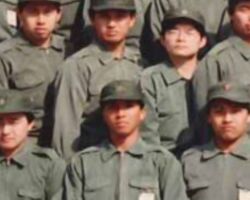 左:前岡元本部長、左上:高山社長