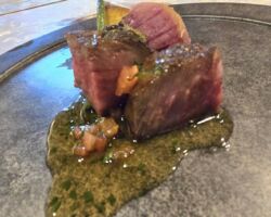 ゼンリン取締役会慰労会
網田さん送別会
国指定重要文化財 旧松本邸
西日本工業倶楽部
明治専門学校(現在の九州工業大学)の創立者のひとりであった松本健次郎が、明治41年から45年にかけて自らの住宅と学校の迎賓館を兼ねて建設した。 北九州市戸畑に位置し、屋敷の周辺は木々の繁る丘陵地で、敷地面積は約1.3ヘクタール、洋館と日本館からなる明治時代の典型的な貴紳住宅である。 この設計も東京駅や旧唐津銀行本店を設計した辰野金吾が行っている。